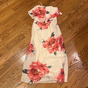 Way-In Woman’s Floral Dress Size M